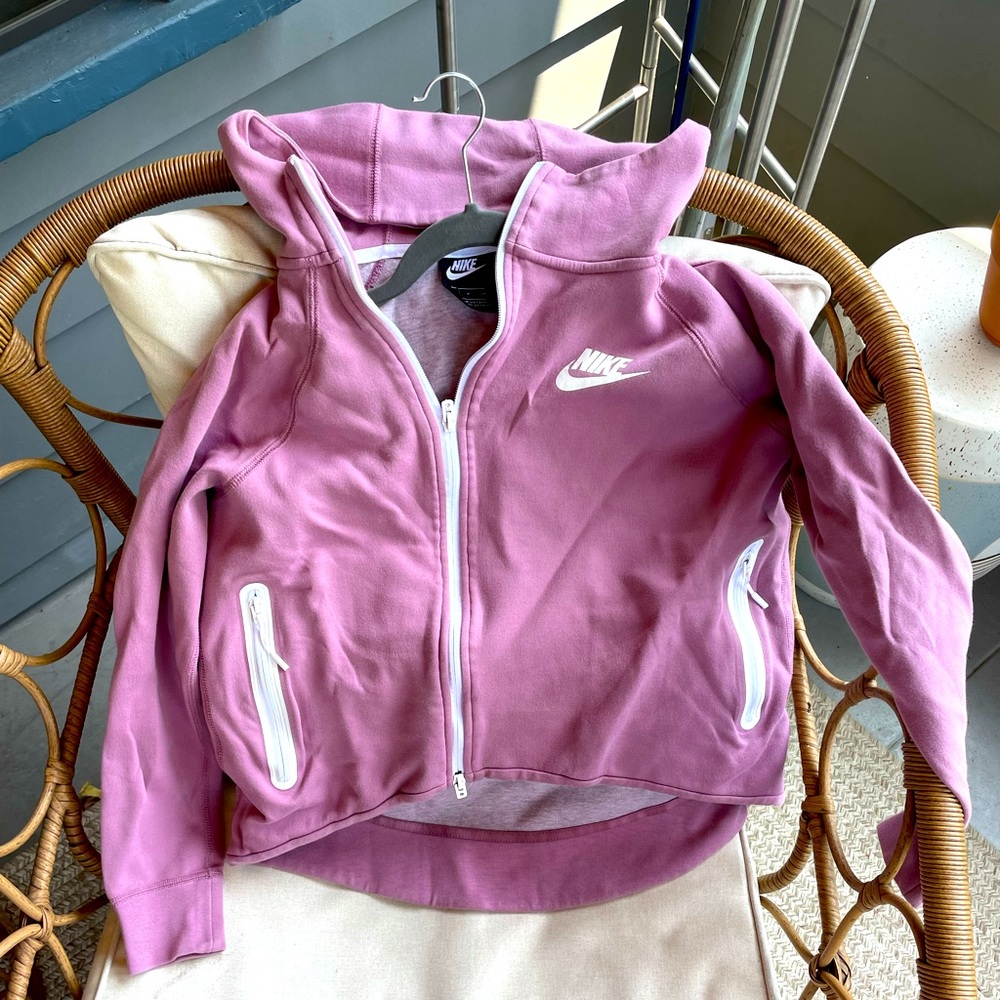 Pink - Mauve Nike Track Suit, Small. Like new.